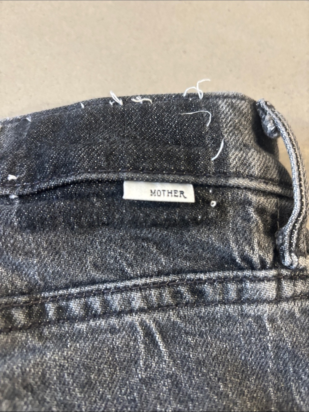 MOTHER The Maven Ankle Mid-Rise Wide-Leg Jeans - Picture 10 of 11